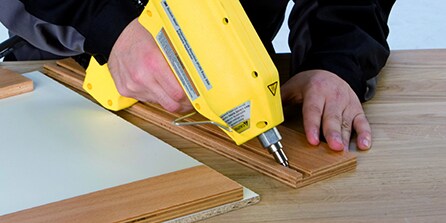 Learn more about 3M’s Mounting and Trim Attachment Application
